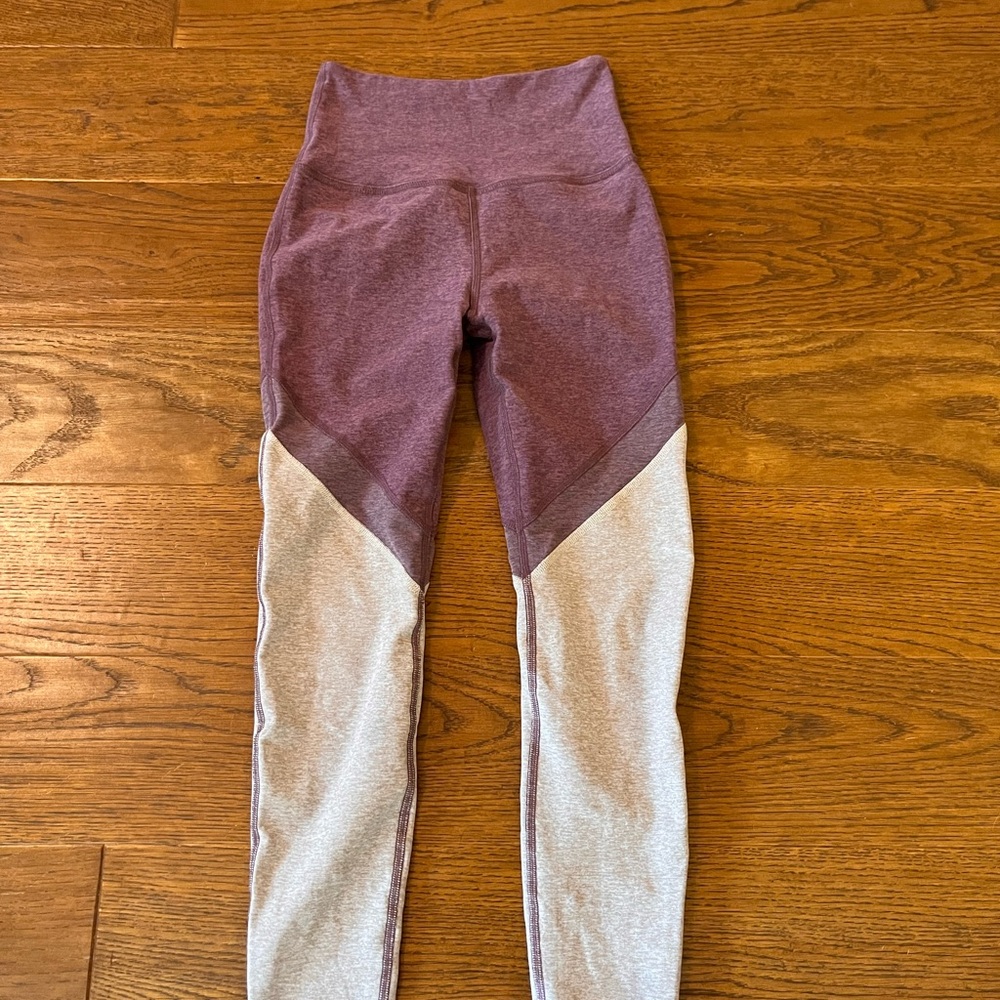 Beyond Yoga Kids Leggings in Purple and‎ Gray
